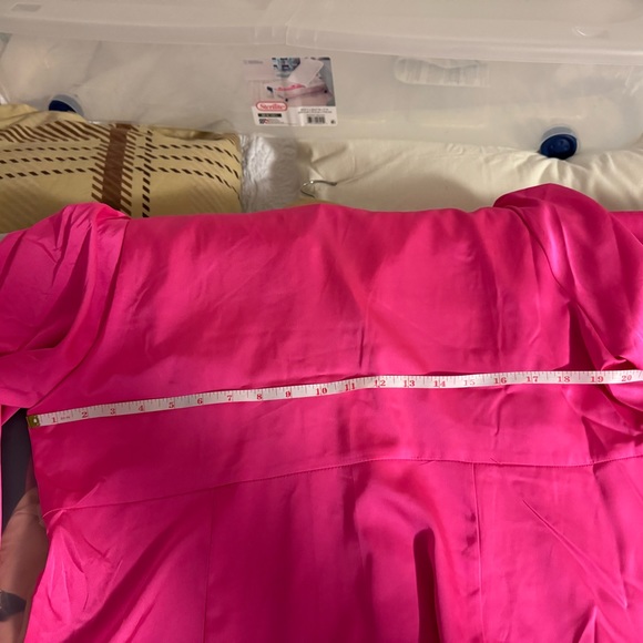 Satin button front shirt - Picture 4 of 4